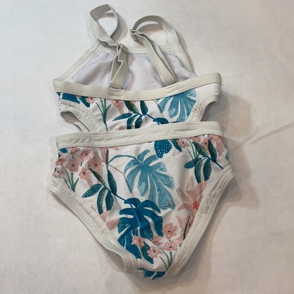 5 for $25 Beautiful baby swimsuit floral - Picture 3 of 5